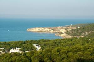 Xtrallusion offers characteristic Bed and Breakfast, B&B, Guest House, Hotel, Albergo and Country Lodge accommodation in Italy. Plus independent self-guided Walking, Adventure, Activity, Skiing and Paragliding Holiday itineraries on the Italian Rivieras, in the Italian Lakes, in the Italian Alps and in some of the most beautiful corners of Italy.